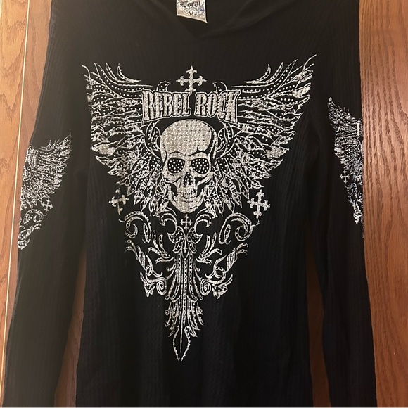 Vocal USA Long Sleeve Hoodie with Skull & Wings Design jeweled size large - Picture 8 of 11